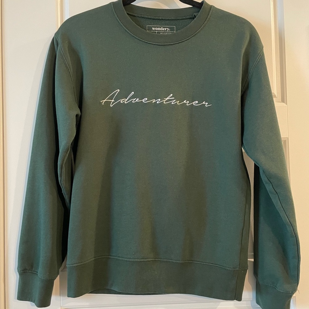 Adventurer Embroidered Crewneck Sweatshirt - Women's XS